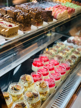 Load image into Gallery viewer, Favore Pizzeria - Ponsonby