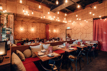 Load image into Gallery viewer, Miss Clawdy - Auckland CBD