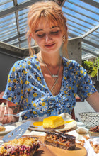 Load image into Gallery viewer, Krishna Food - Vic Uni